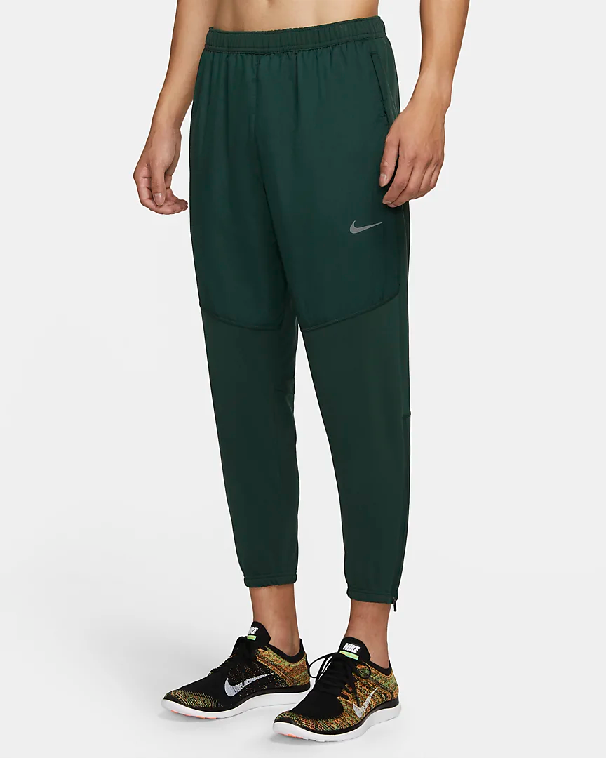 40 OFF the Nike Therma Essential Joggers Sneaker Shouts